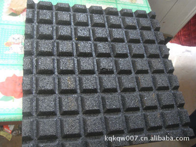 【特賣廣場專用T型溝槽防滑耐磨磚】價格,廠家,圖片,塑料、塑膠、橡膠地板,魏縣鳴仁橡膠制品mdash;&mdash;銷售一部-